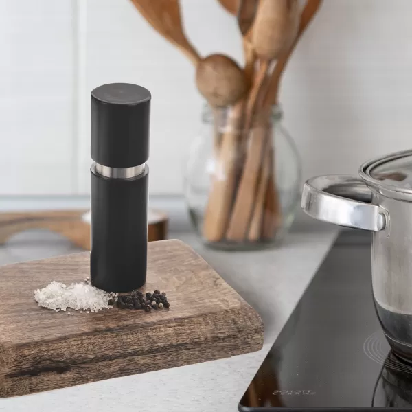 Mlýnek gumovníkové dřevo BLACK v. 15,5 cm