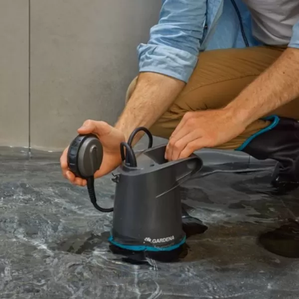 Gardena Ponorné čerpadlo pro čistou vodu 2v1 20000 BASIC, 20.000 l/h, s plovákovým spínačem