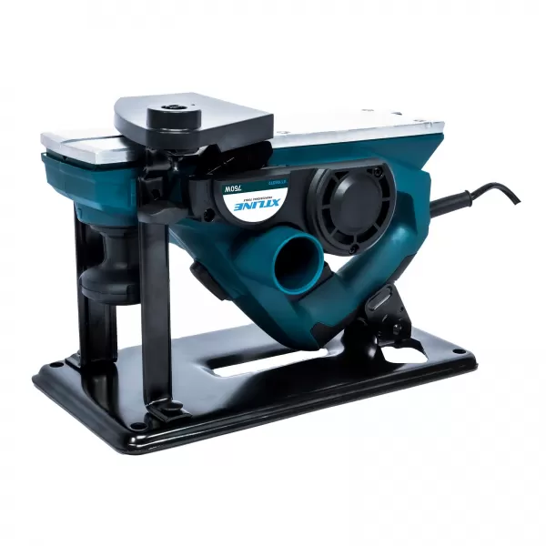 XT Hoblík 750 W