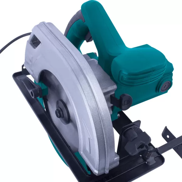 XT Kotoučová pila 1380 W, 185 mm