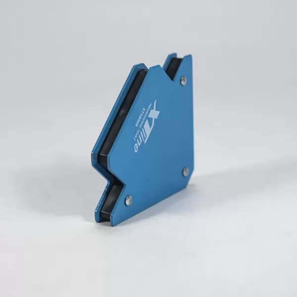 XT Magnet úhlový | 22 kg / 90x90 mm