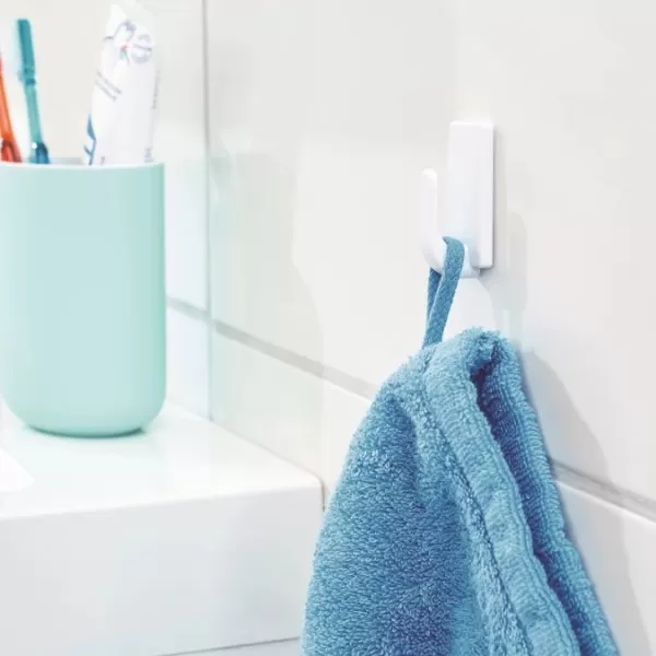 Háček TESA lepící Powerstrips S klasik bílý