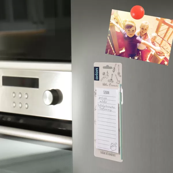 Blok s magnetem na lednici+tužka CZ