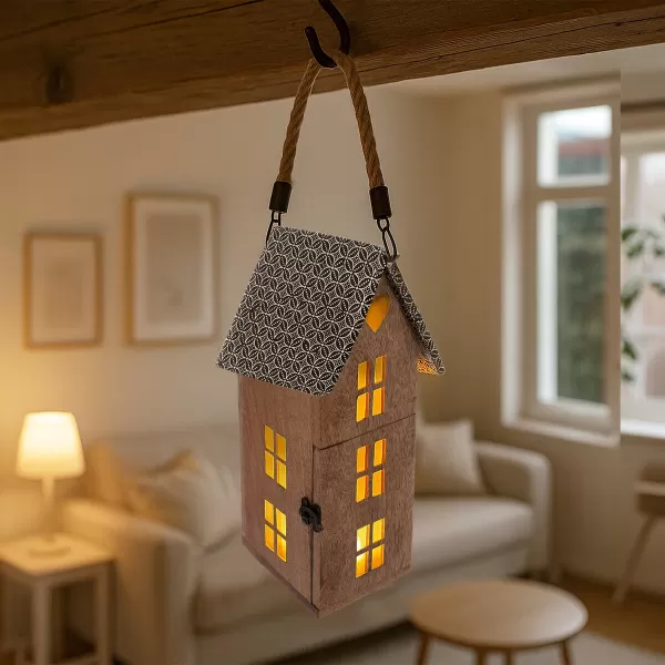 Svícen dřevo/kov MANGO domek v. 36 cm