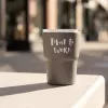 Hrnek porc. bez ucha s víčkem 0,38 l mix