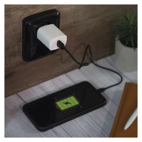 EMOS Univerzální USB adaptér BASIC do sítě 10 W max. V01B10
