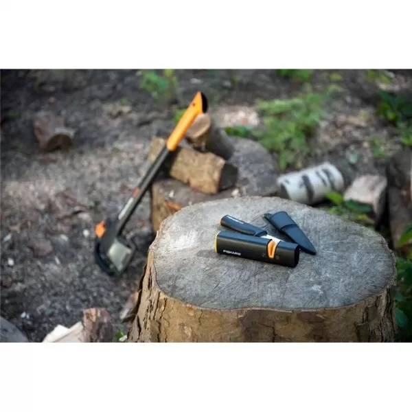 Fiskars Ostřič nožů a seker Xsharp